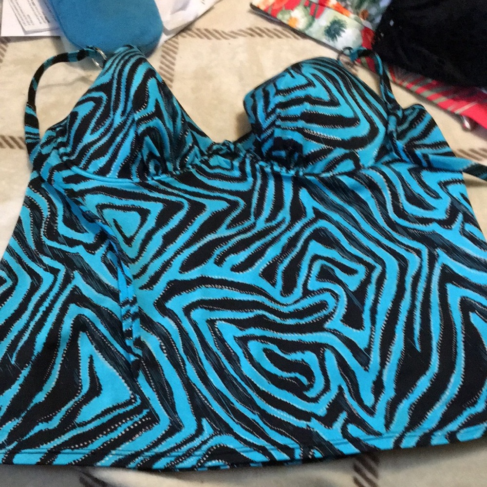 Swim top